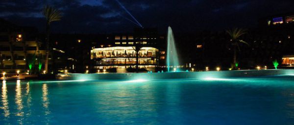 Noah's Ark Deluxe Hotel & Spa