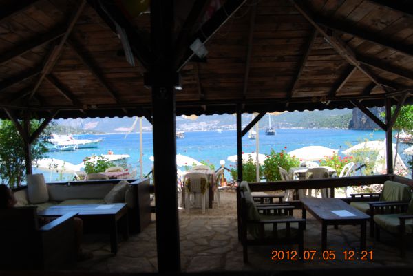 Nuri's Beach Bungalow