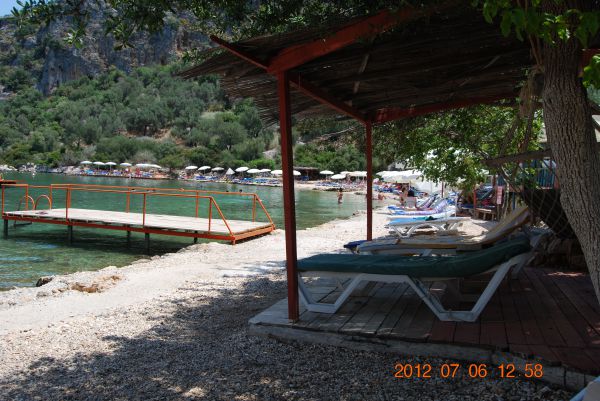 Nuri's Beach Bungalow