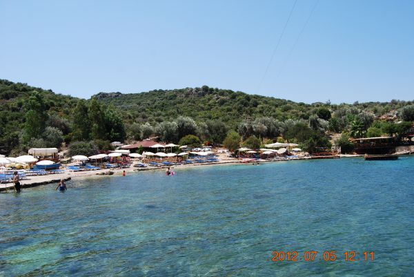 Nuri's Beach Bungalow