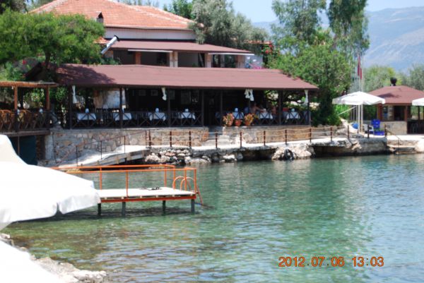 Nuri's Beach Bungalow