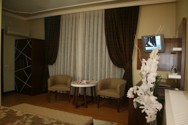 Nysa Otel