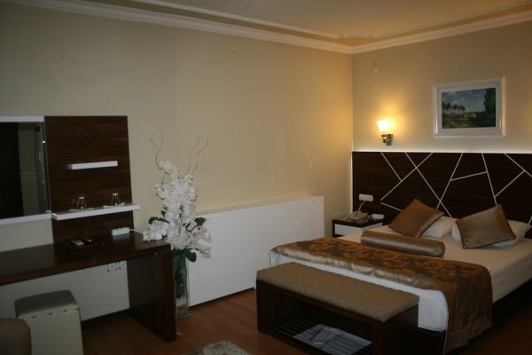 Nysa Otel