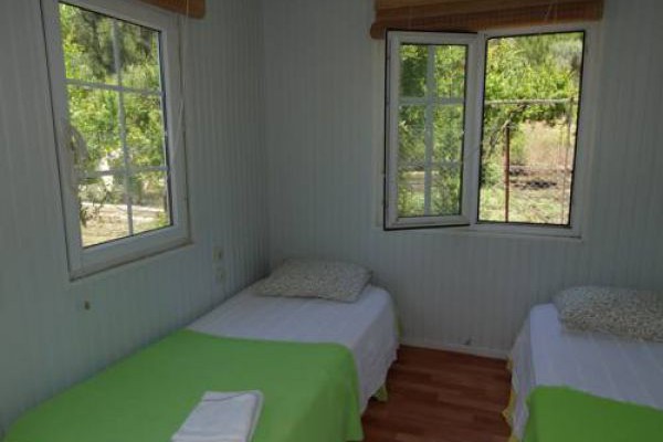Olimpos Nar Pansiyon