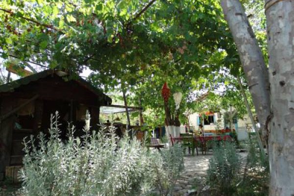 Olimpos Nar Pansiyon