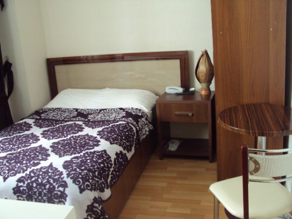 Otel Dinç