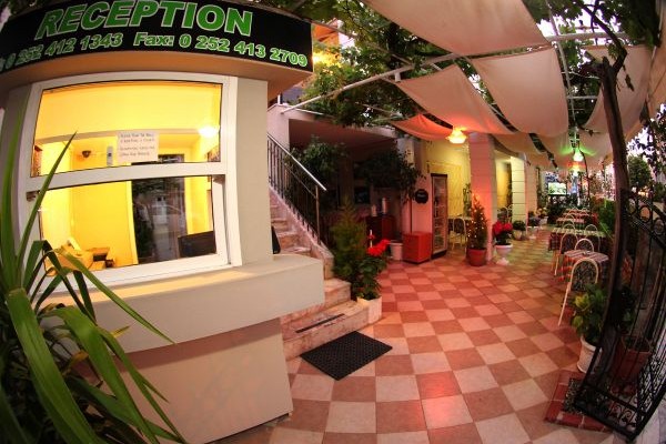 Otel Dost