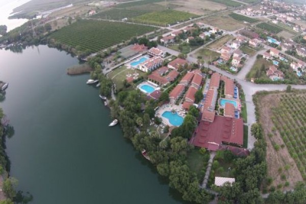 Paradise Club Villaları