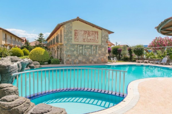 Paradise Club Villaları