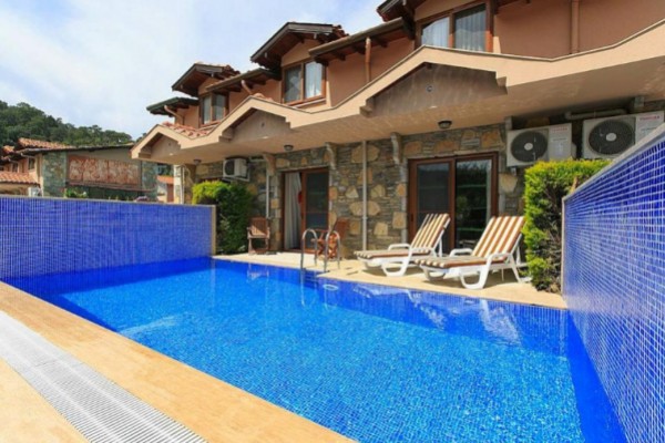 Paradise Club Villaları