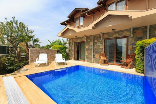 Paradise Club Villaları