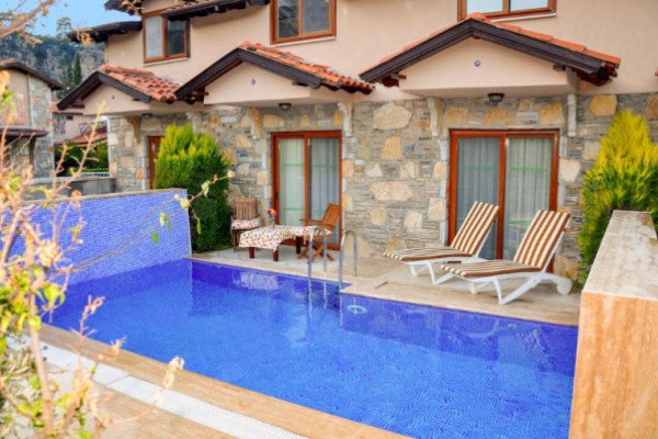 Paradise Club Villaları