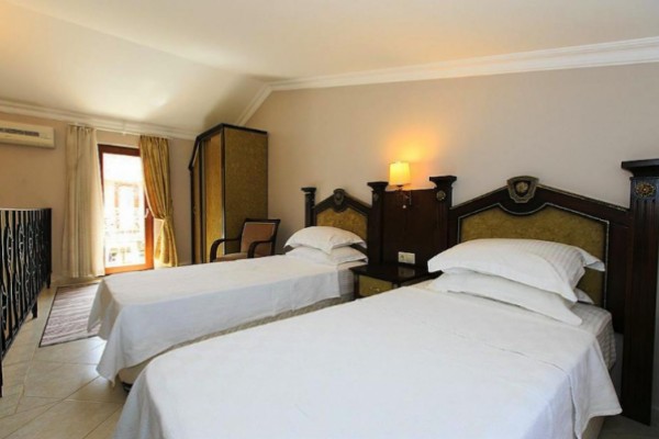 Paradise Club Villaları