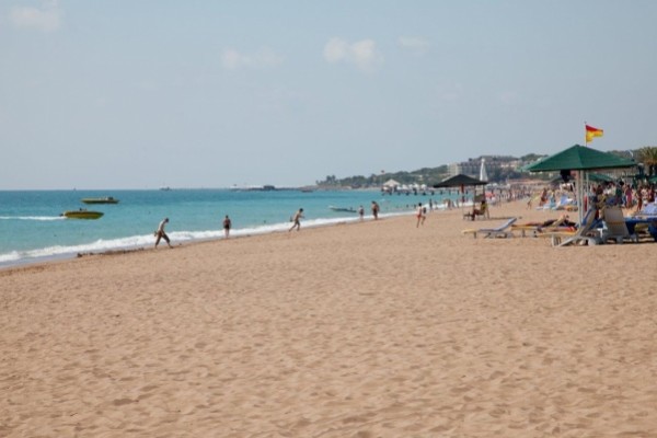Paradise Side Beach Hotel