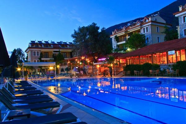 Perdikia Hill Family Resort & Spa
