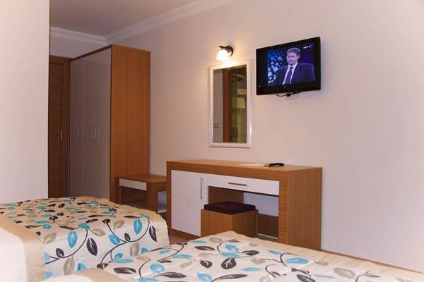 Perdikia Hill Family Resort & Spa
