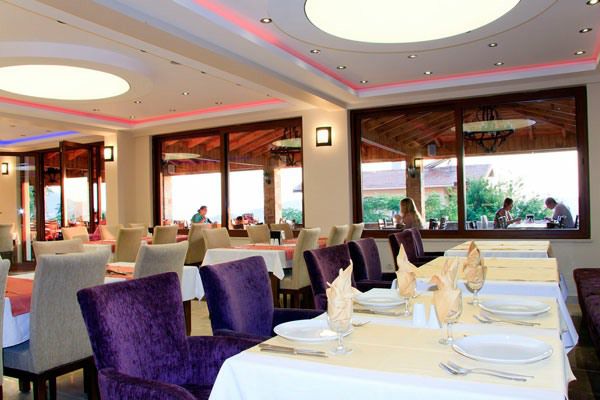 Perdikia Hill Family Resort & Spa