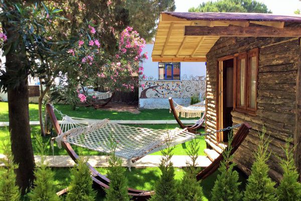 Pitos Bungalows