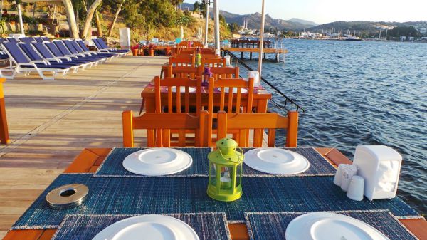 Polpo Beach Hotel