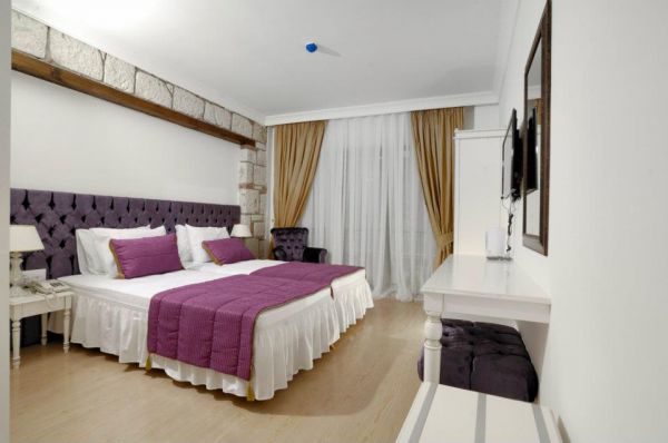 Pupil Otel
