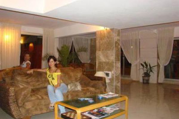 Romeo Beach Otel