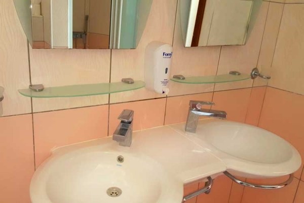 Rose Mina Hotel
