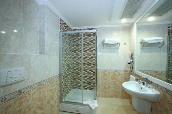 Royal Arena Resort & Spa