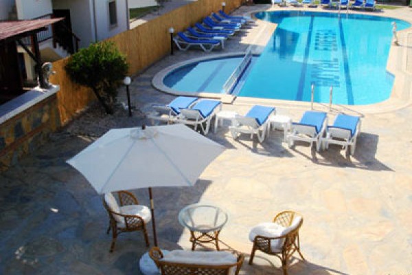 Royal Edessa Apart Hotel