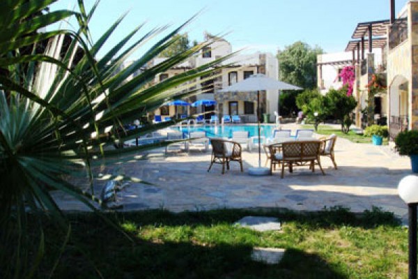 Royal Edessa Apart Hotel