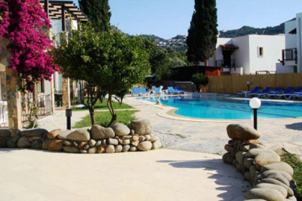 Royal Edessa Apart Hotel