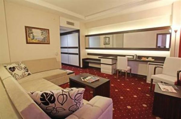 Şahin Park Otel