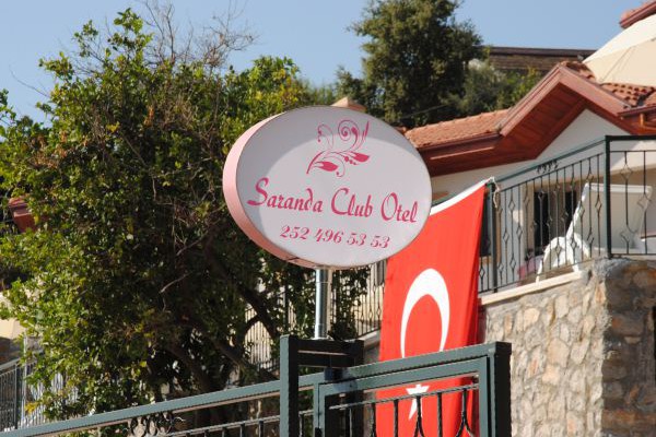 Saranda Club Otel