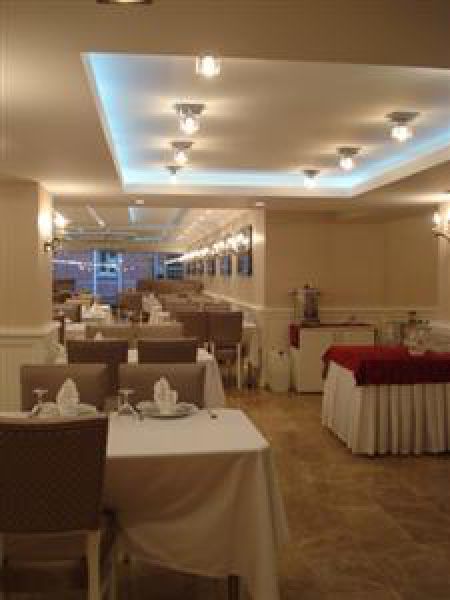 Saros Otel