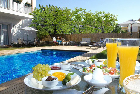 Satsuma Suites