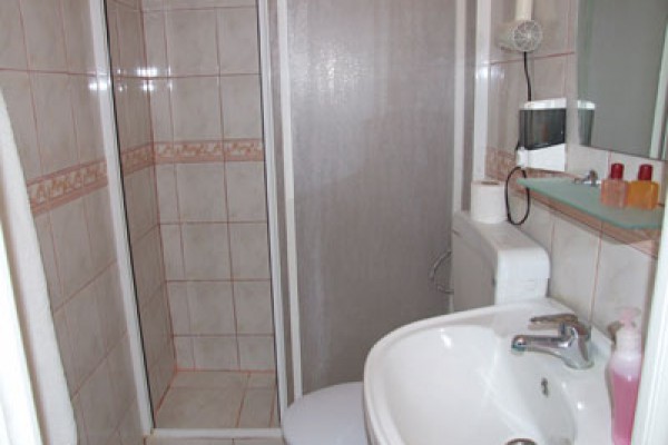 Sempatik Otel Güneş