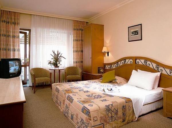 Side Emirhan Otel