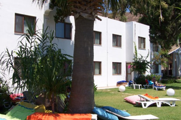 Simin Otel