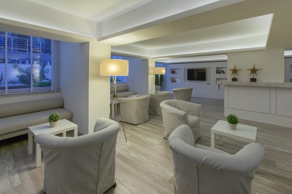 Sunprime Beachfront Hotel