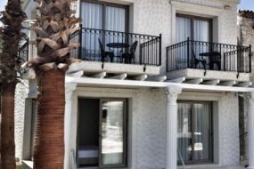 Ala&ccedil;atı Hotel De Gold