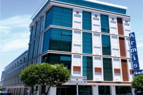 Armis Hotel