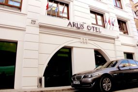 Arus Otel