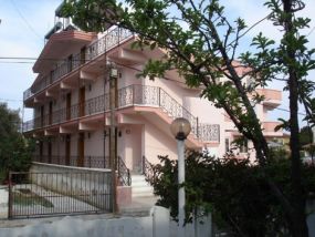 Berk Apart Motel K&uuml;&ccedil;&uuml;kkuyu