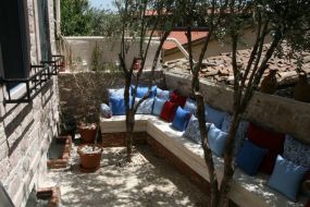 &Ccedil;eşmelihan Butik Pansiyon