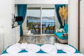 Derin Mavi Suit Pansiyon & Apart