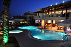 Flamingo Country Club Apartment Complex