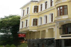 Hotel Adonis Palace İstanbul