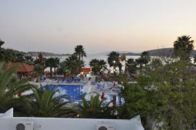 Hotel Nagi Beach