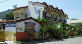 Junior Hotel &Ouml;zalp