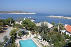 Karaburun Eco Hotel