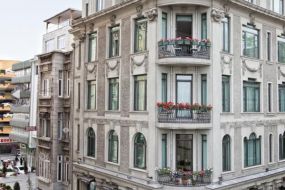 Karakoy Rooms